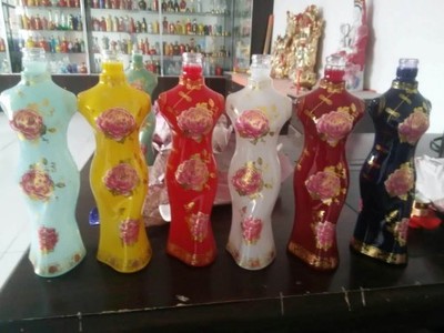 異形玻璃酒瓶玻璃酒瓶噴涂酒瓶玻璃瓶